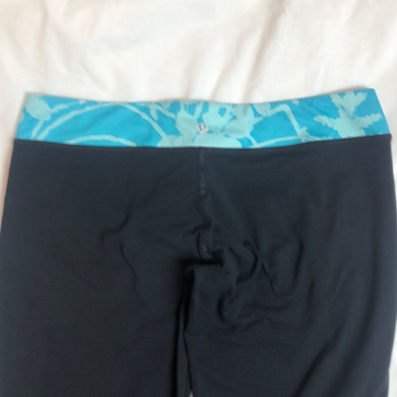 Lululemon Crops - Picture 9 of 10